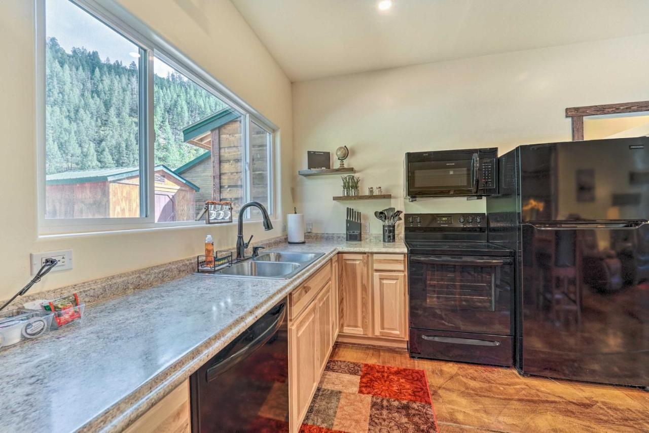Serene Dolores Cabin With Patio And River Access! 외부 사진